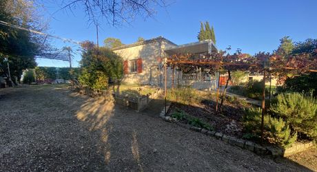 PRADINES, DOUBLE-MAISON AVEC VUE SUR LA VALLEE 