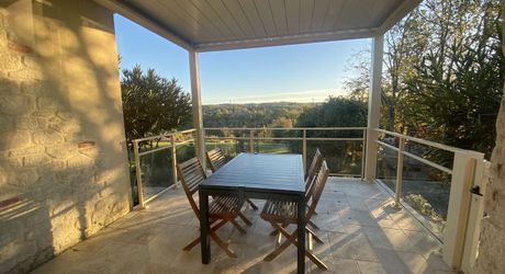 PRADINES, DOUBLE-MAISON AVEC VUE SUR LA VALLEE 