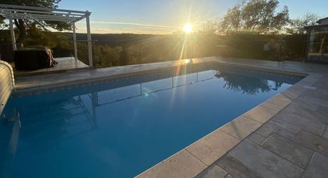 PRADINES, DOUBLE-MAISON AVEC VUE SUR LA VALLEE 