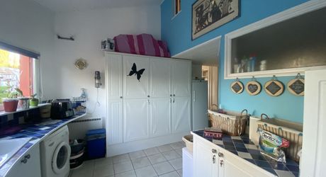 PRADINES, DOUBLE-MAISON AVEC VUE SUR LA VALLEE 