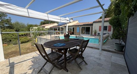 PRADINES, DOUBLE-MAISON AVEC VUE SUR LA VALLEE 