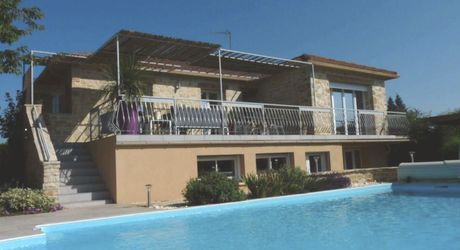 Proche Cahors, maison 6 chambres avec piscine 