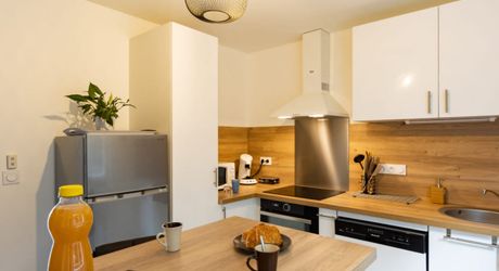 Cahors, Appartement T4  avec Terrasse et Jardinet.