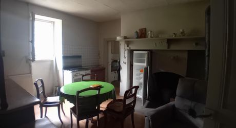  Région Cahors, Maison en Pierre à rénover avec Grange 