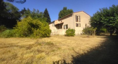 Caillac . Maison T4 de 1981avec parc arboré 