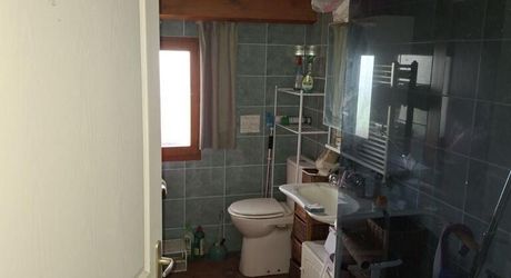   Région Cahors, Charmante Maison en Pierre avec Dépendances, Terrasse, Terrain de Pétanque et 3 Hectares de Terrain