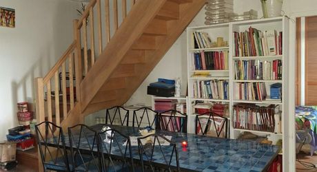   Région Cahors, Charmante Maison en Pierre avec Dépendances, Terrasse, Terrain de Pétanque et 3 Hectares de Terrain