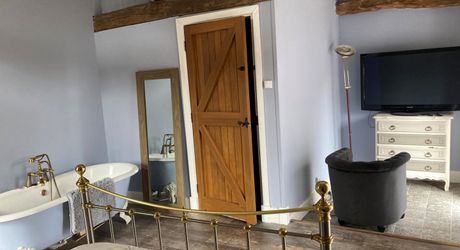 Cahors à L' Ouest proche d'Espere