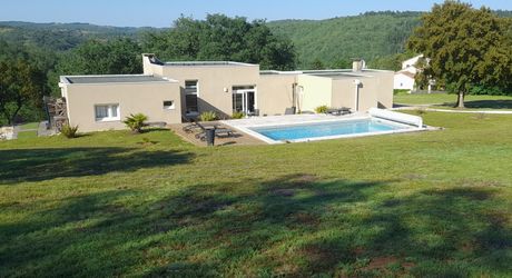 Cahors à  6 km maison contemporainje