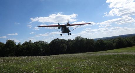 Propriété de caractère sur le Causse de Labastide-Murat – 10 hectares de nature et piste d'atterrissage privée