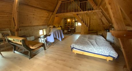 Propriété de caractère sur le Causse de Labastide-Murat – 10 hectares de nature et piste d'atterrissage privée