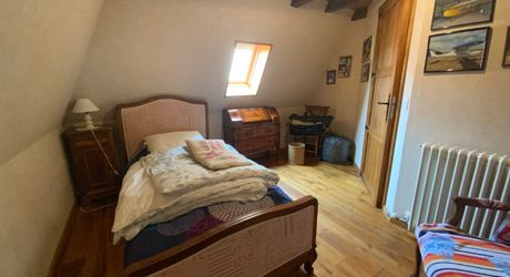 Propriété de caractère sur le Causse de Labastide-Murat – 10 hectares de nature et piste d'atterrissage privée