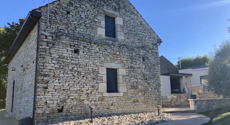 MAiSON EN PIERRE RENOVEE
