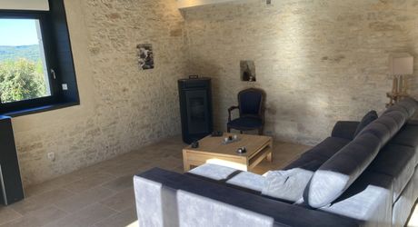 MAiSON EN PIERRE RENOVEE