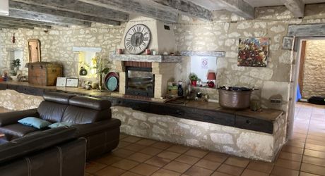 Quercy blanc propriété en Pierre