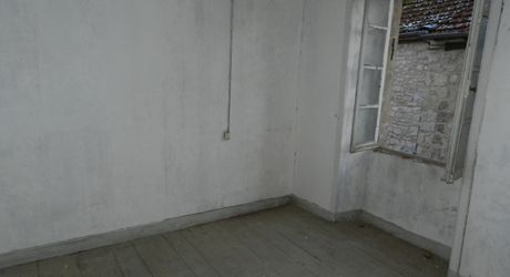 For sale Gramat centre stone house to restore 102 m², 7 rooms