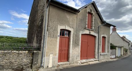 A vendre Gramat centre, ancien entrepôt à convertir, terrain 299 m²