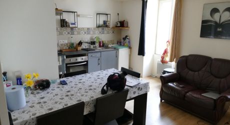 T3 a louer centre ville de Gramat