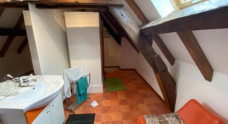 Secteur GRAMAT, dans un écrin de verdure, à vendre Magnifique moulin de charme avec piscine et jacuzzi 