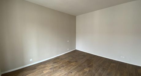 A louer à GRAMAT, toutes commodités à pied, T4 entièrement rénové 