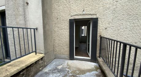 A louer à GRAMAT, toutes commodités à pied, T4 entièrement rénové 