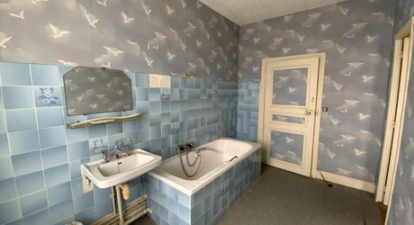 Secteur Gramat, maison  de village mitoyenne, 140 m² habitables, à rénover, terrain 300 m².