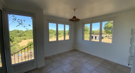 Secteur Gramat, maison individuelle érigée sur sous-sol complet à finir d'aménager– Terrain 2616 m².