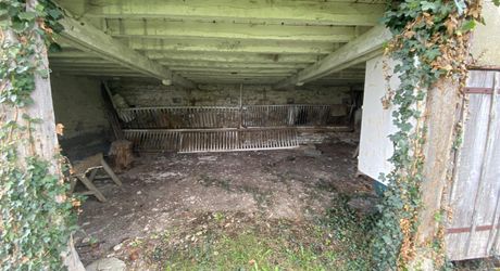 Secteur Labastide Murat;, ensemble immobilier à restaurer
