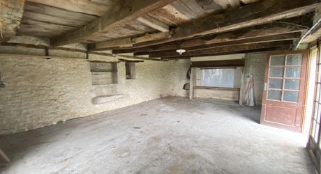 Secteur Labastide Murat;, ensemble immobilier à restaurer