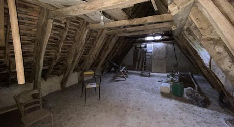 Secteur Labastide Murat;, ensemble immobilier à restaurer