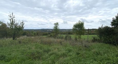Secteur Labastide Murat;, ensemble immobilier à restaurer