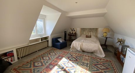 Secteur Bretenoux, à vendre maison 4 chambres , proche toutes commodités avec jardin et dépendances.