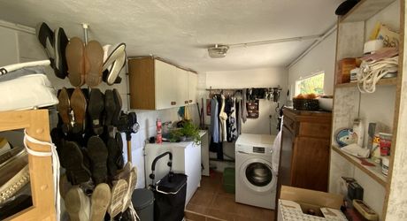 Secteur Bretenoux, à vendre maison 4 chambres , proche toutes commodités avec jardin et dépendances.