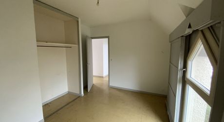 Secteur Labastide Murat,  maison familiale avec garage et jardin.