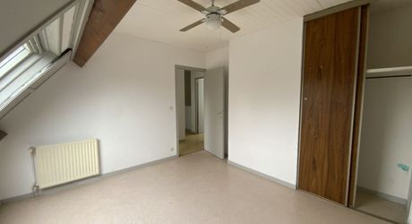 Secteur Labastide Murat,  maison familiale avec garage et jardin.