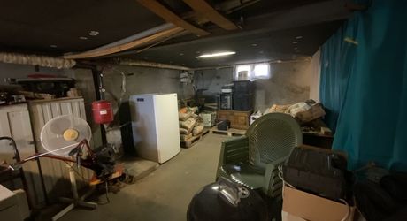 Gramat proche centre-ville, maison 3 chambres, jardin , sous sol complet, 