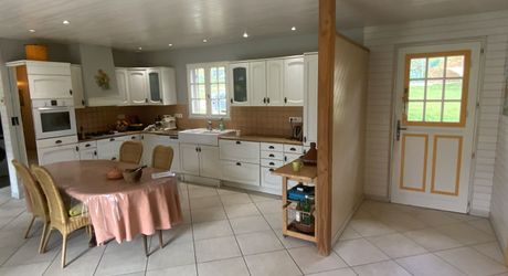 Maison en bois 5 pièces de plain-pied avec grand terrain à Cazals