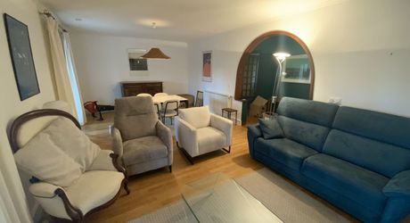 A vendre, secteur Gramat, maison 3 chambres, garage.