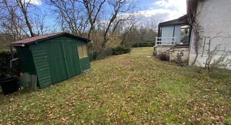 A vendre, secteur Gramat, maison 3 chambres, garage.