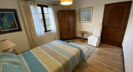 A vendre, secteur Gramat, maison 3 chambres, garage.