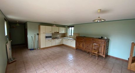 Secteur Livernon – Maison 4 chambres, dépendance et terrain arboré.