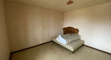 Secteur Livernon – Maison 4 chambres, dépendance et terrain arboré.