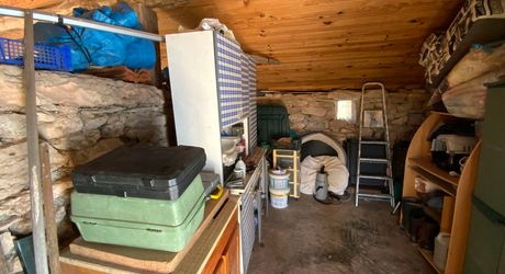 In the Livernon area, in a peaceful setting, a charming period house with outbuildings and a swimming pool.