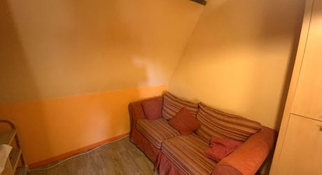 In the Livernon area, in a peaceful setting, a charming period house with outbuildings and a swimming pool.