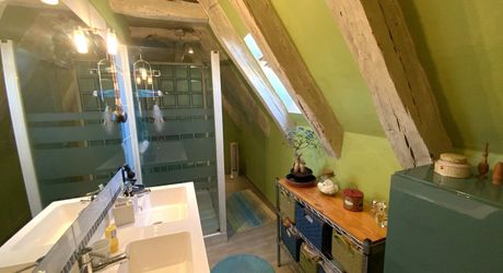 In the Livernon area, in a peaceful setting, a charming period house with outbuildings and a swimming pool.