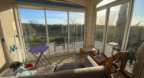 Proche toutes commodités, maison familiale et chaleureuse , 4 chambres – Quartier paisible et résidentiel.