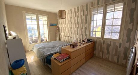 Proche toutes commodités, maison familiale et chaleureuse , 4 chambres – Quartier paisible et résidentiel.