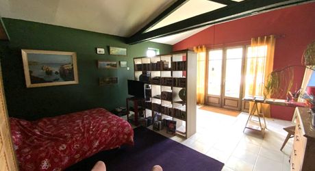 For sale, sector Coeur de Causse, real estate nestled in lush greenery, ideal for family project or potential tourist accommodation.