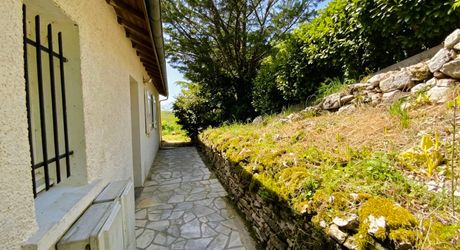 A vendre Secteur GRAMAT, pavillon rénové, 2 chambres.