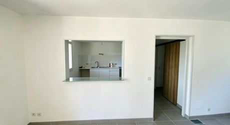 A vendre Secteur GRAMAT, pavillon rénové, 2 chambres.
